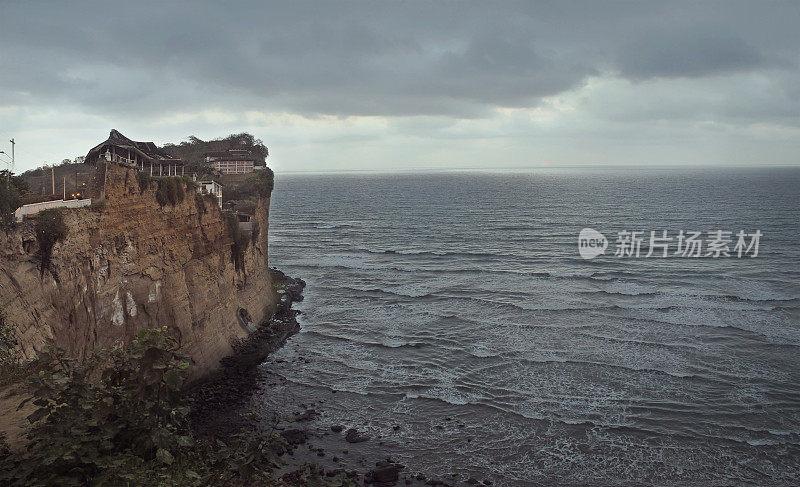 Cliff Side Houses, Olón，厄瓜多尔